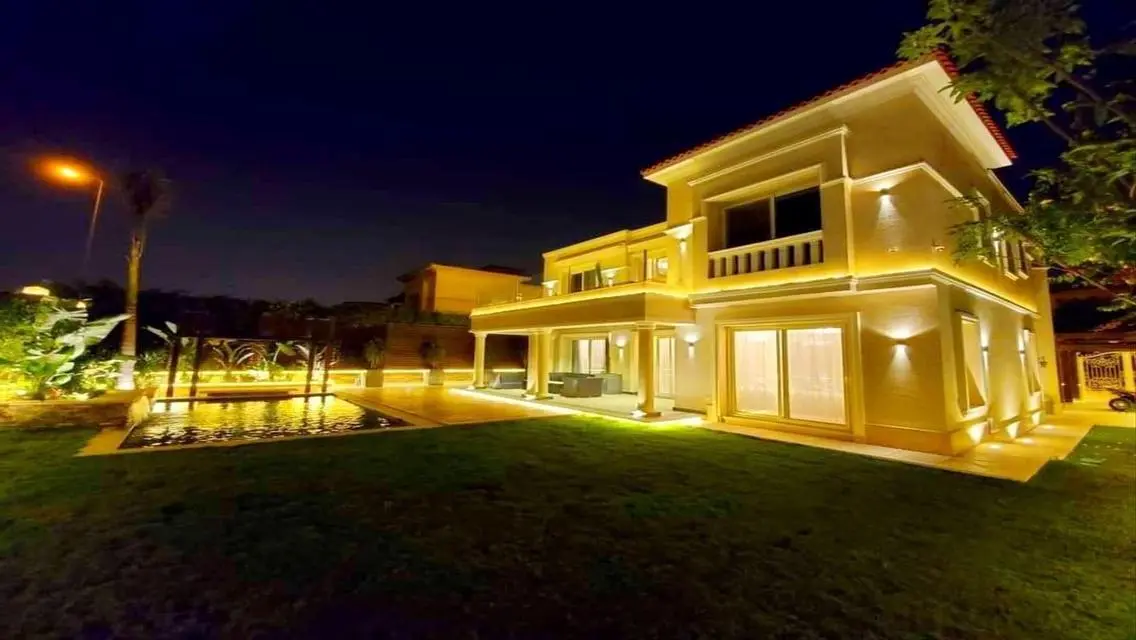 Villa for sale 388m in Swan Lake, New Cairo