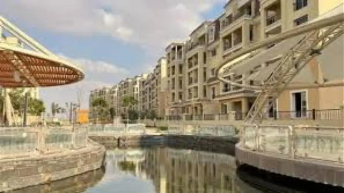 Villa with Garden in Sarai Compound at an Unbeatab