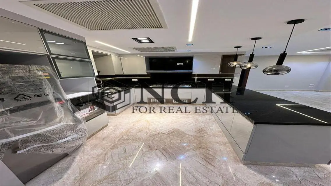 شقة فاخرة في فيليت سكاي - 160 متر