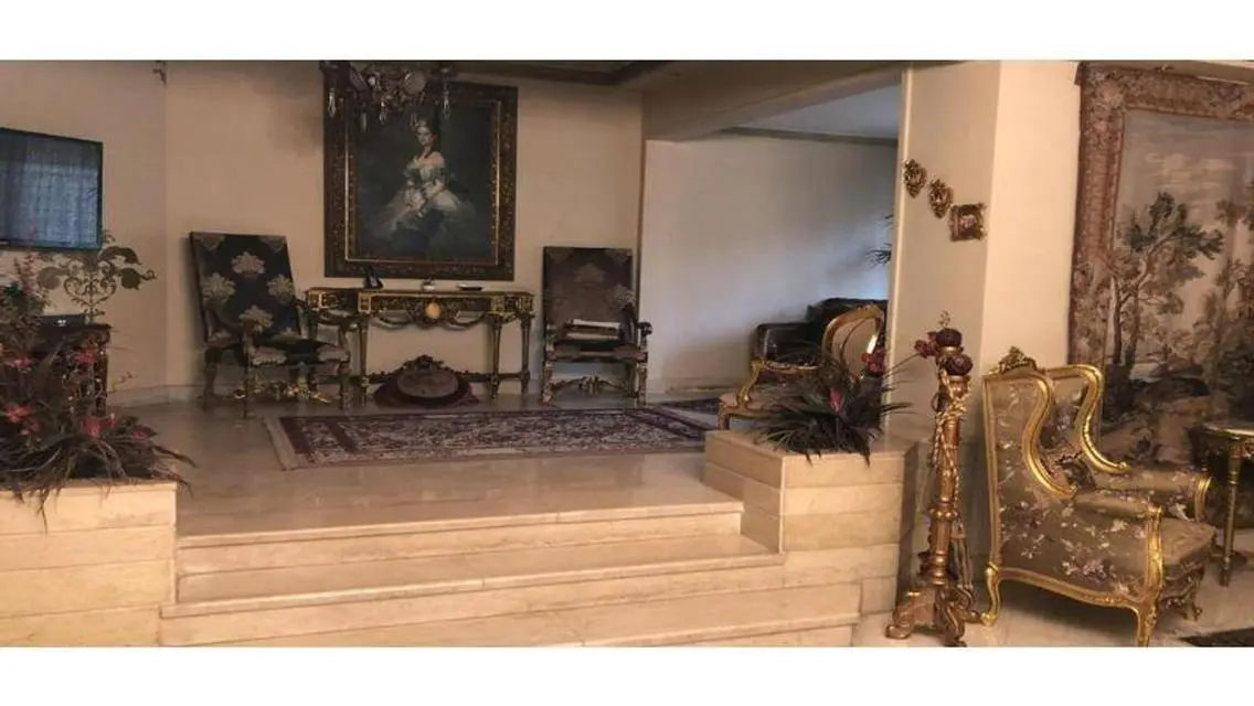 Luxury Villa with 350 m² Space