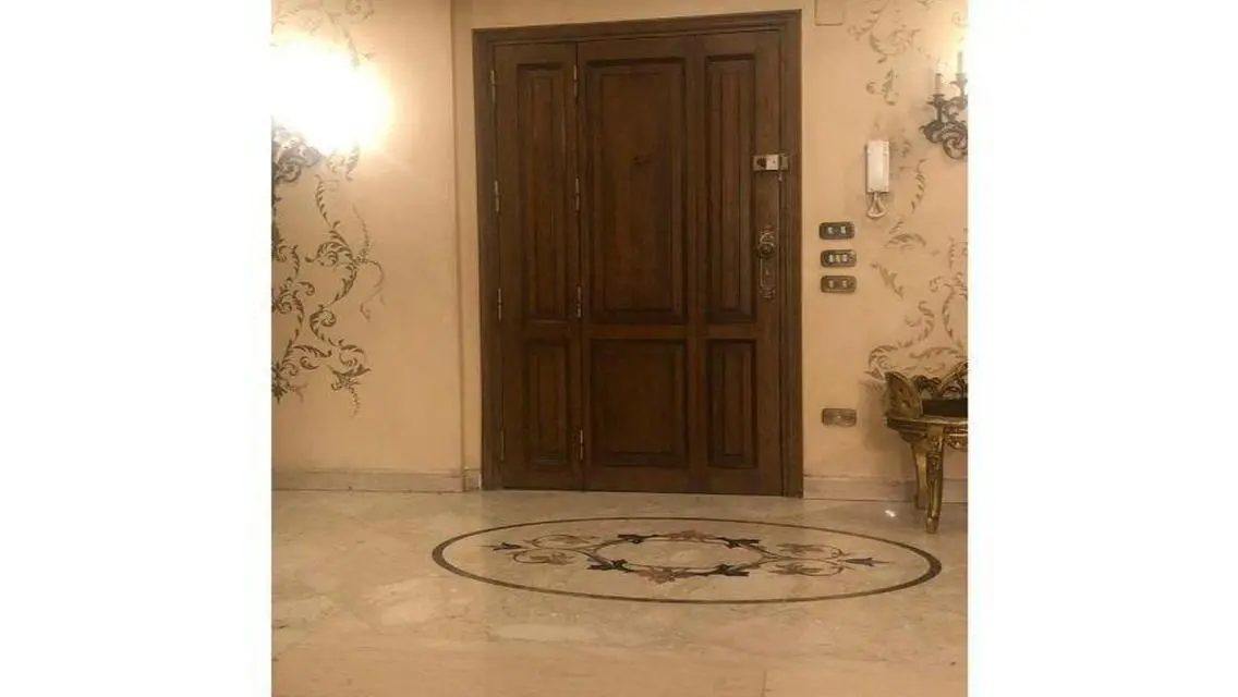 Luxury Villa with 350 m² Space
