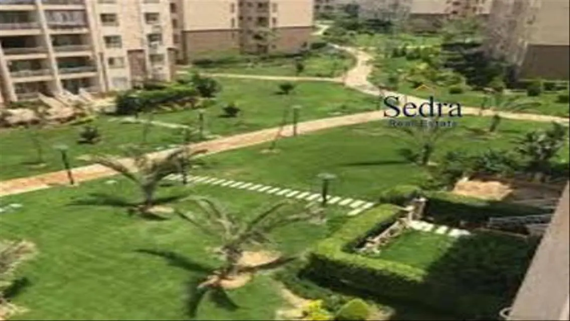 شقة فاخرة بسعر مغري