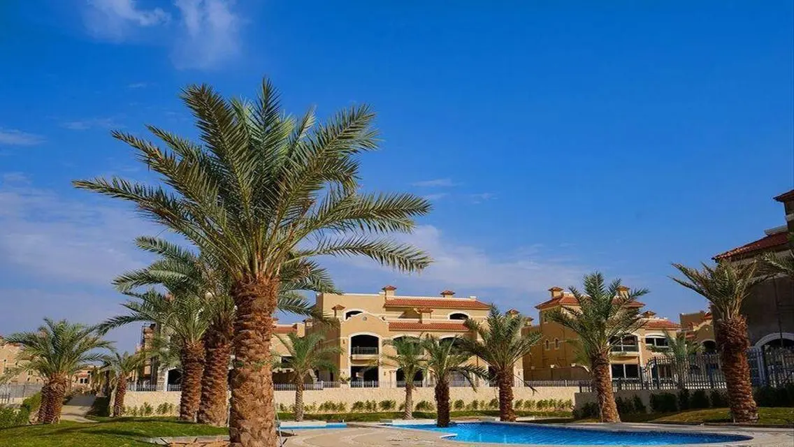 Stunning 3-Bedroom Apartment with Pool and Private Garden