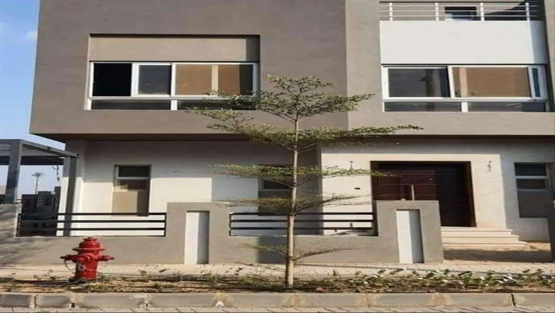 Luxurious Apartment for Sale with Full Amenities in the Heart of the City