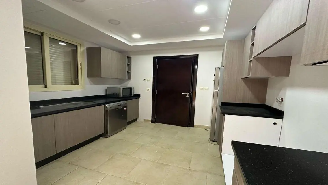 Luxury Apartment for Sale - 450 Square Meters