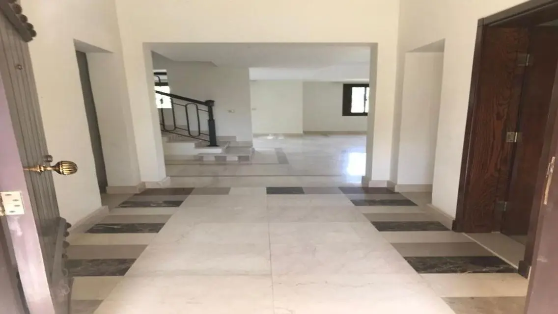 Luxury Apartment for Sale - 450 Square Meters