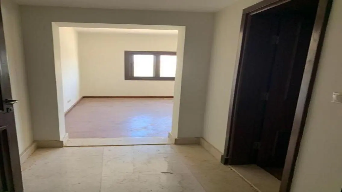 Luxury Apartment for Sale - 450 Square Meters