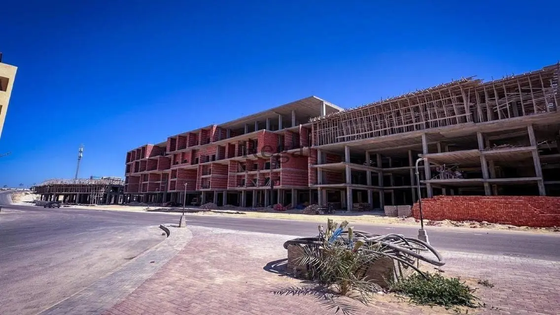 Luxury Apartment for Sale in Alloura