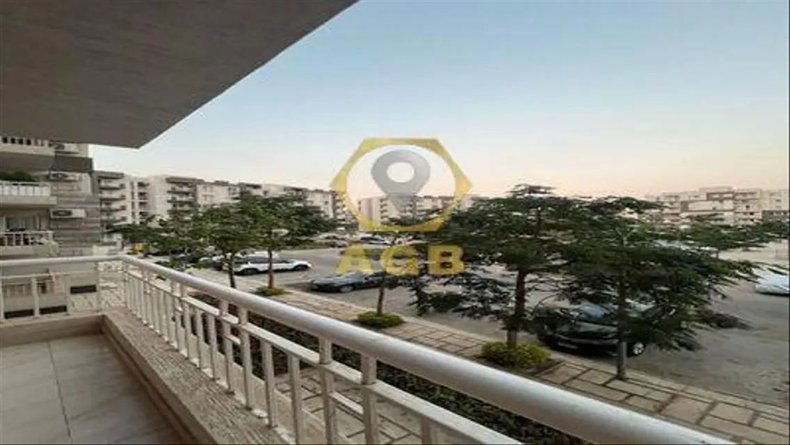 شقة فاخرة بمساحة 500 متر بتصميم عصري