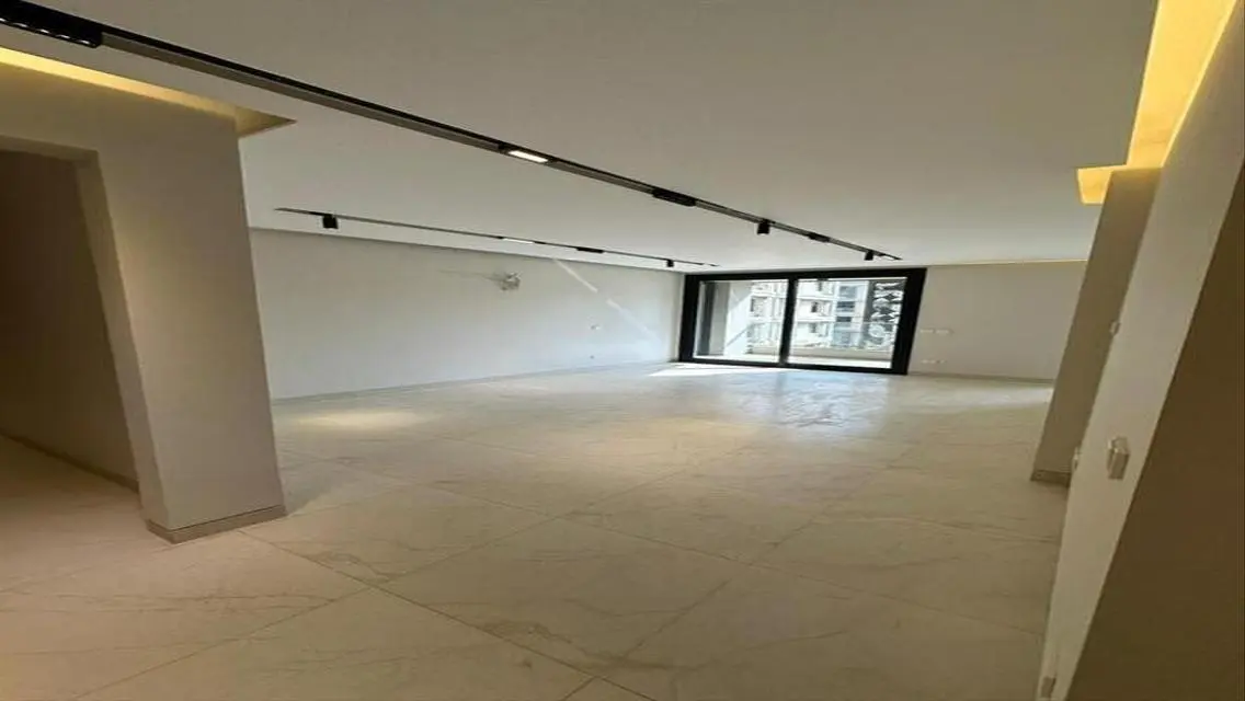 Spacious Apartment for Sale at 25000 EGP per Meter in a Prime Location