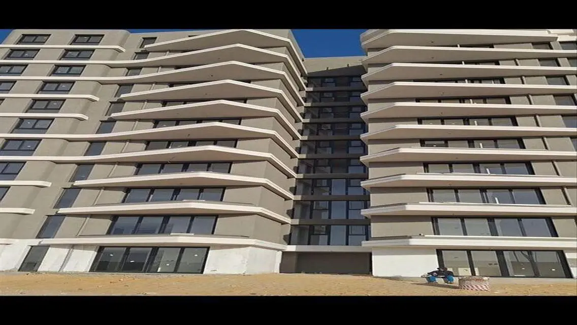 Spacious Apartment for Sale at 25000 EGP per Meter in a Prime Location