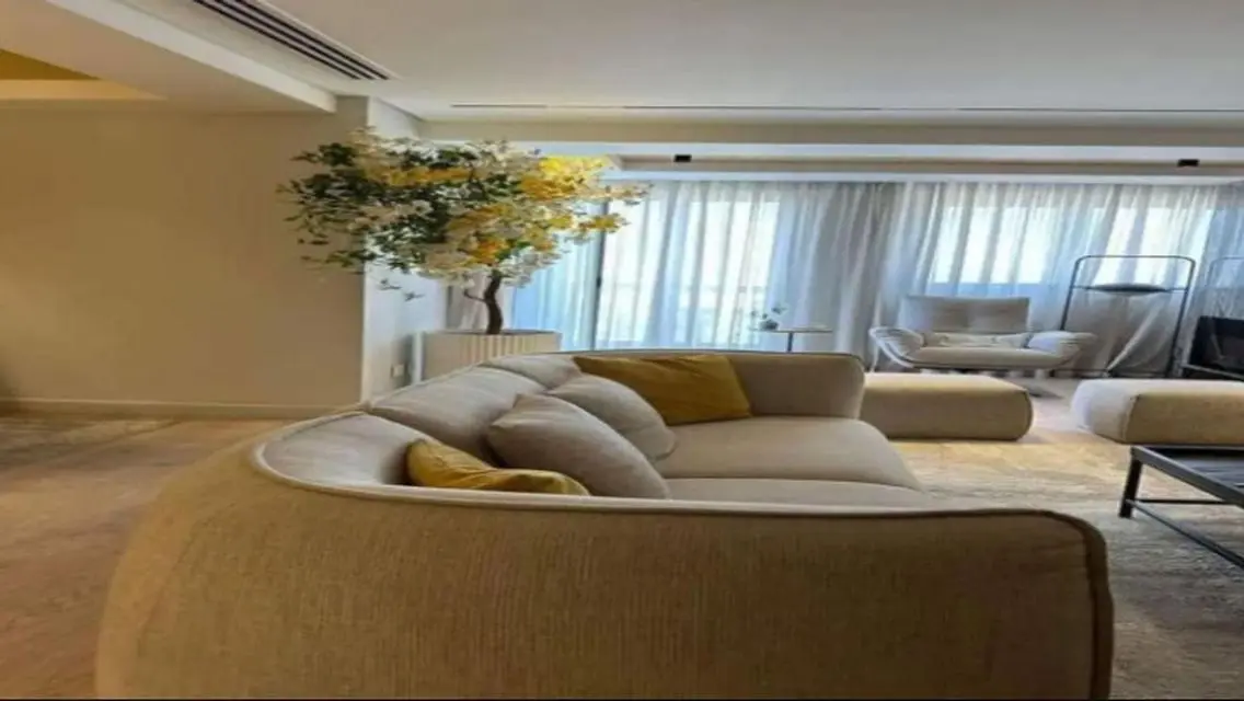 Luxury Villas with Spacious Layout and Stunning Views