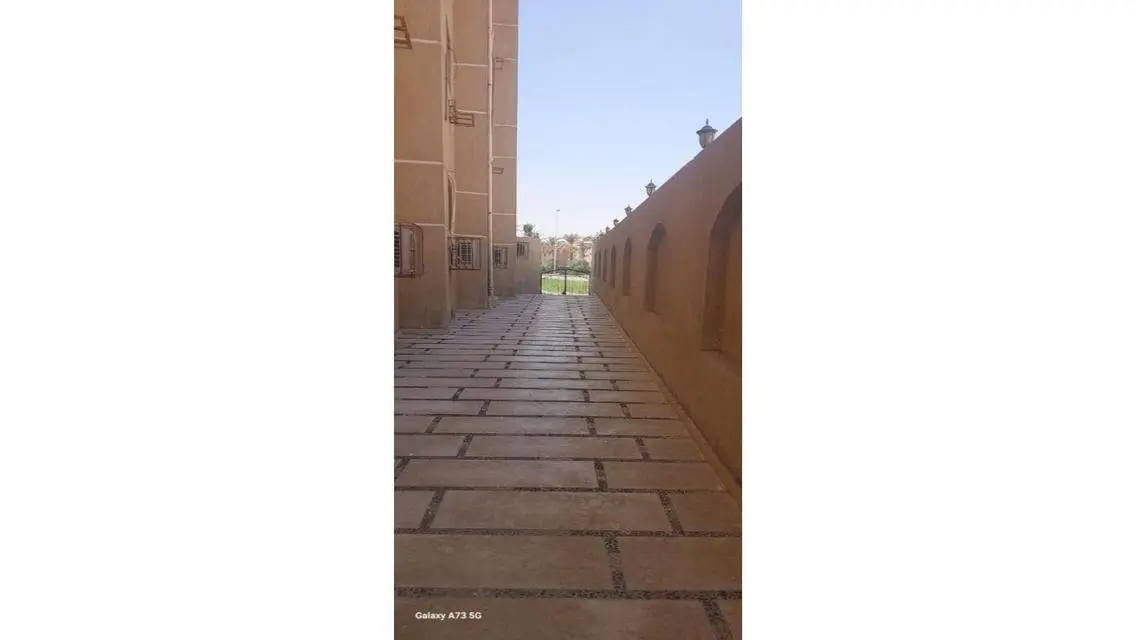 شقة مميزة للبيع بمساحة 193 متر