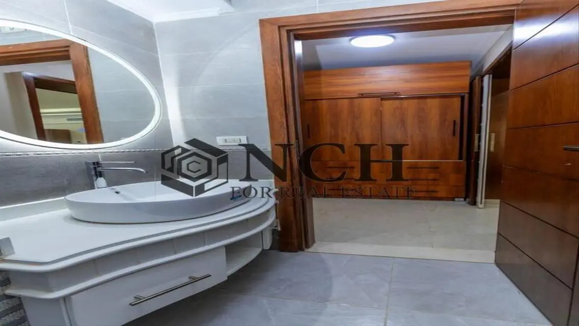 Luxury Villa with Private Garden and Pool