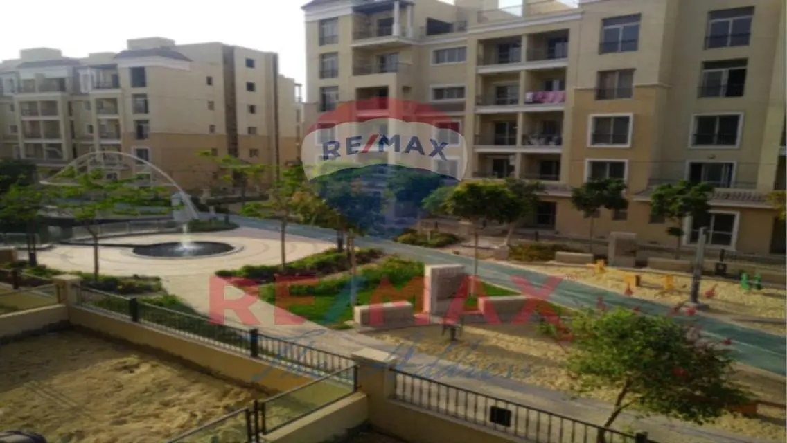 Luxury Apartment with Balcony and Gym in the City Center