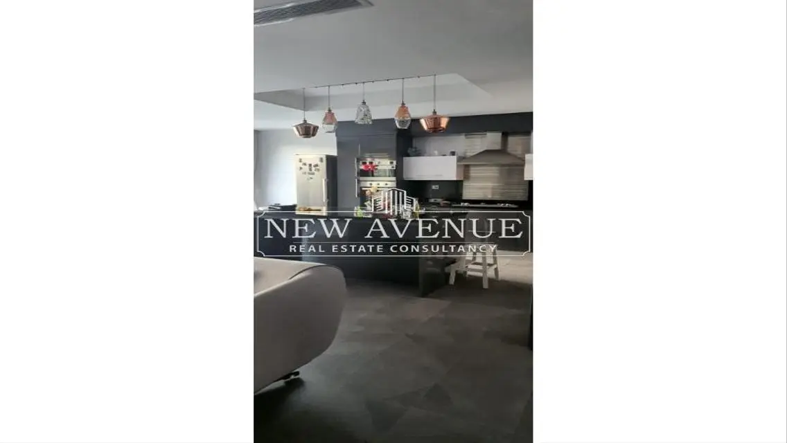 Luxury Villa for Sale - 400 sqm in the Heart of the City
