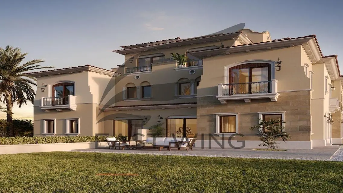 Luxurious Property with Private Garden and Maid's Room
