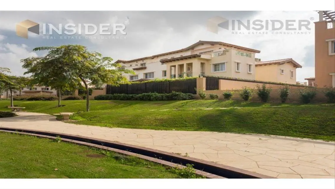 Luxurious 280 m² Apartment with Stunning Views