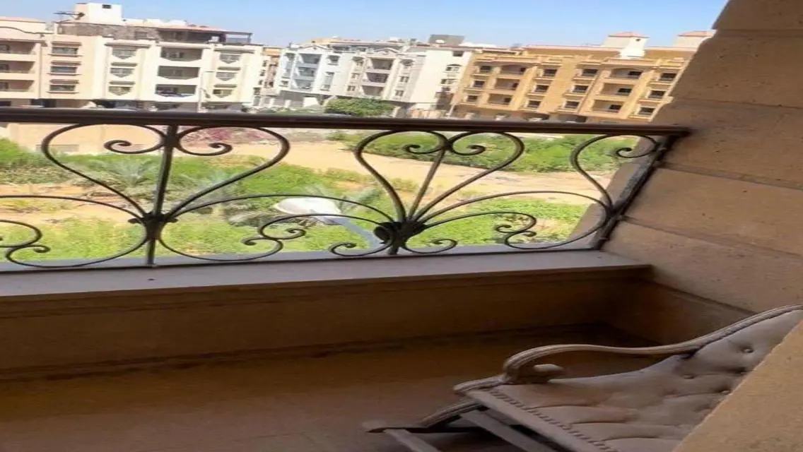 Luxury Apartment for Sale in Point 90