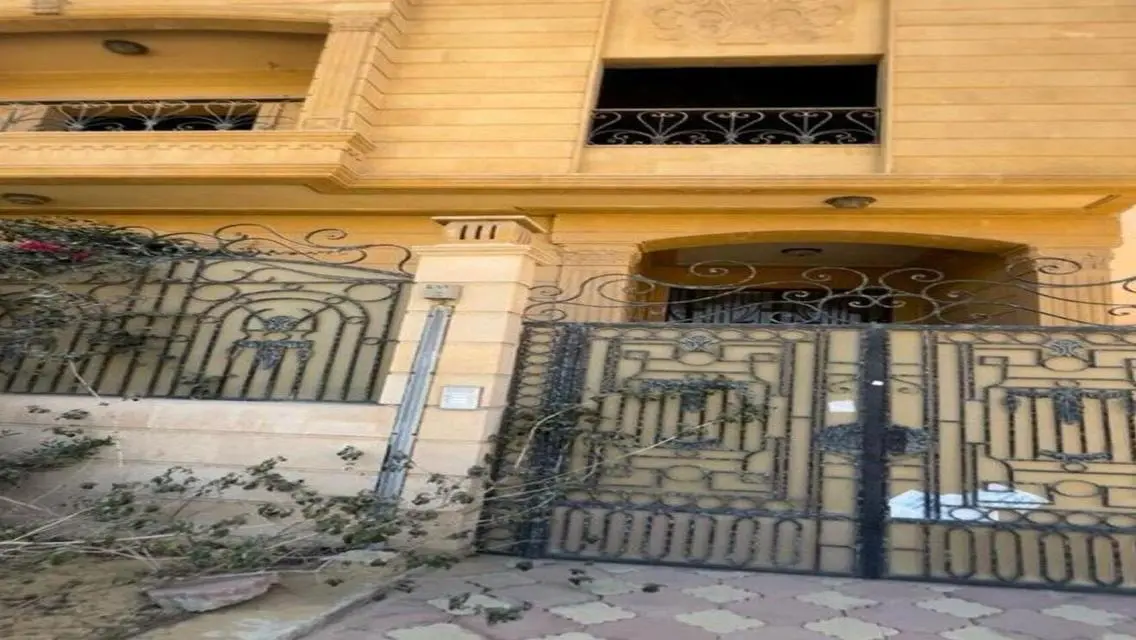 Luxury Apartment for Sale in Point 90