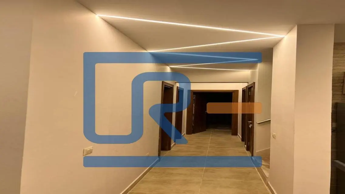 Luxurious Apartment with 415 square meters