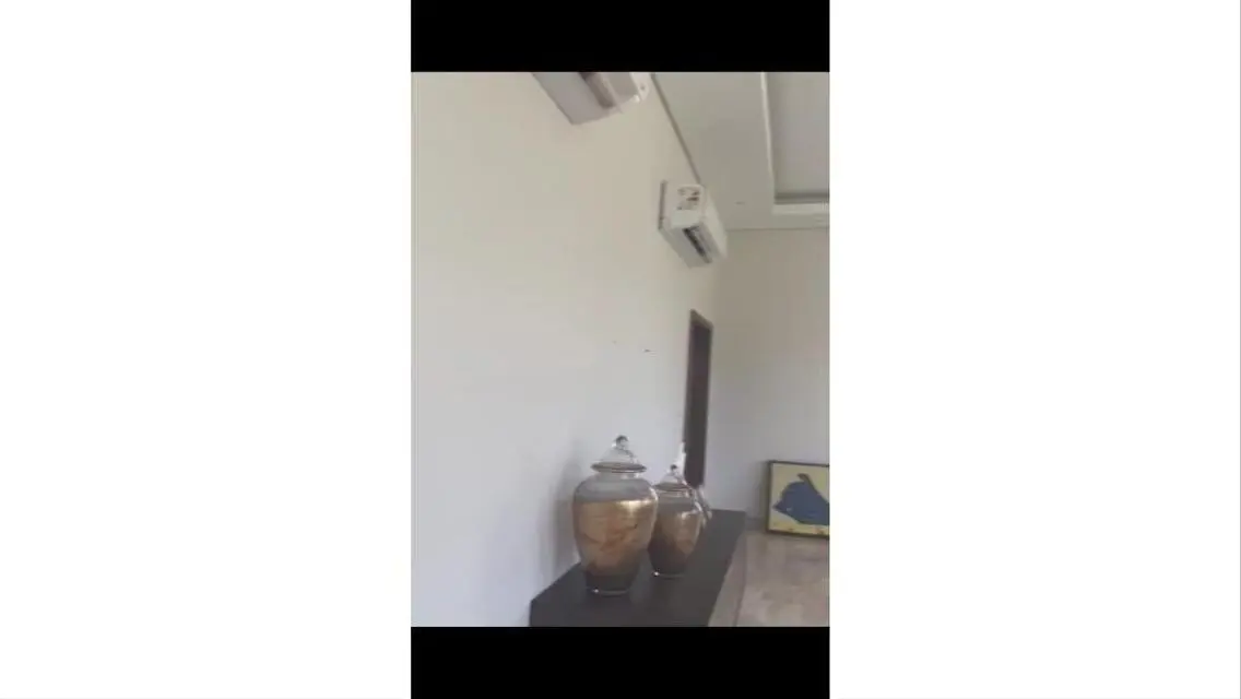 فيلا رائعة في زيد إيست مع بحيرة خاصة ومسبح