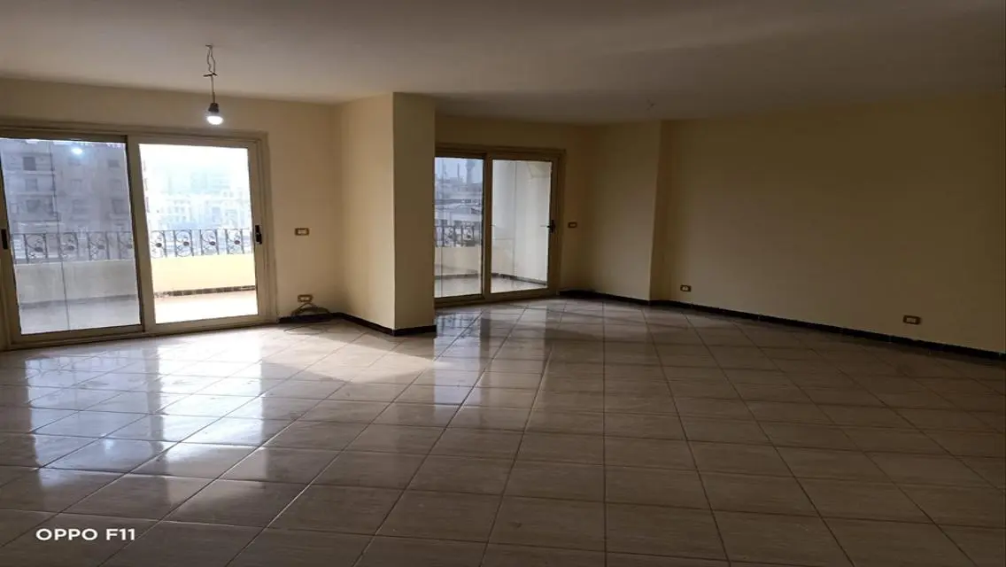 Apartment for Rent - 437 Square Meters