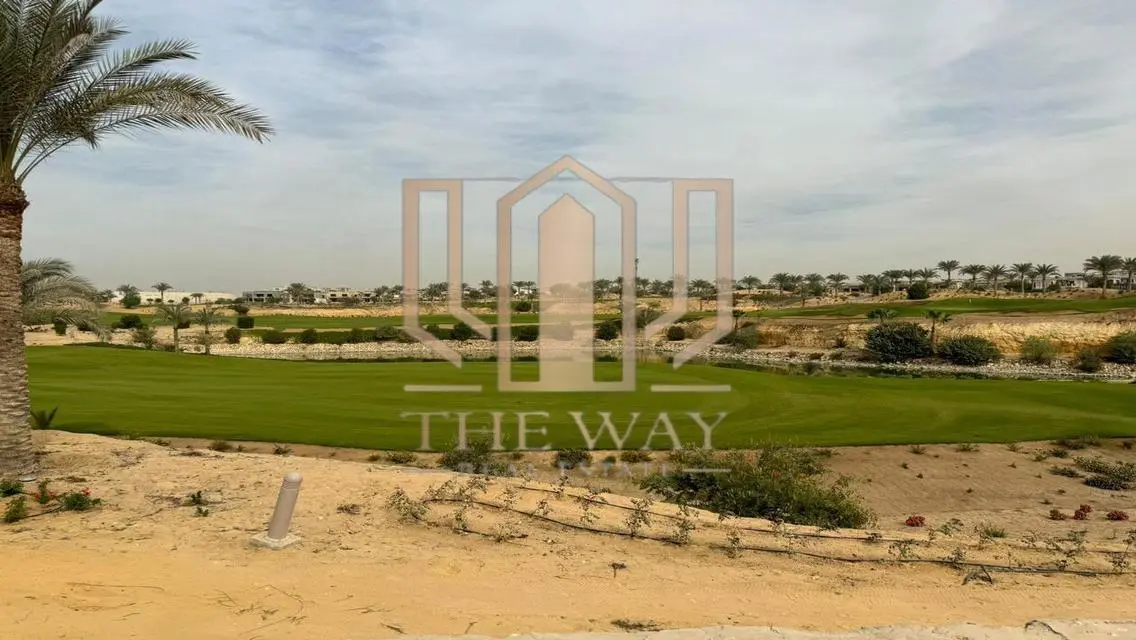 Luxury Villa with Private Garden and Pool for Upscale Living