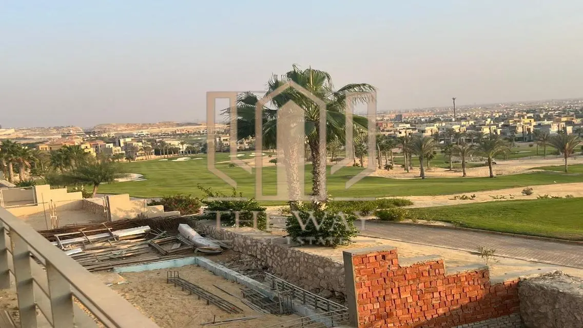 فيلا فاخرة للبيع في منطقة مميزة