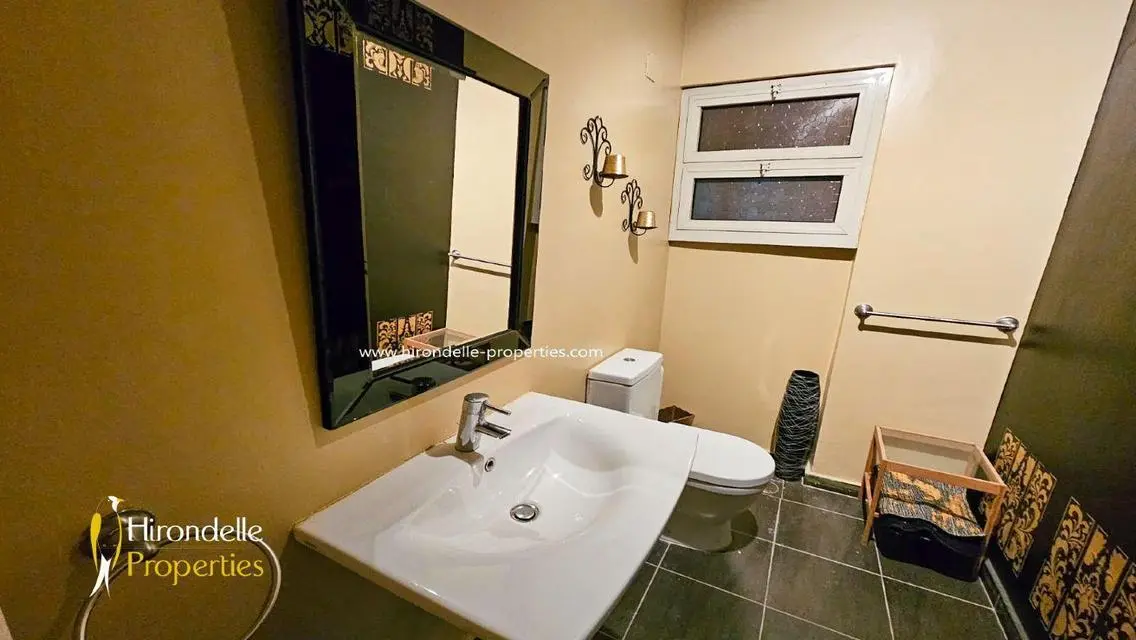 Stunning 180 sqm Apartment in Prime Location