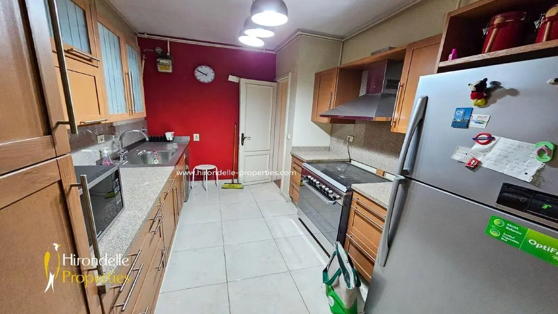 Stunning 180 sqm Apartment in Prime Location