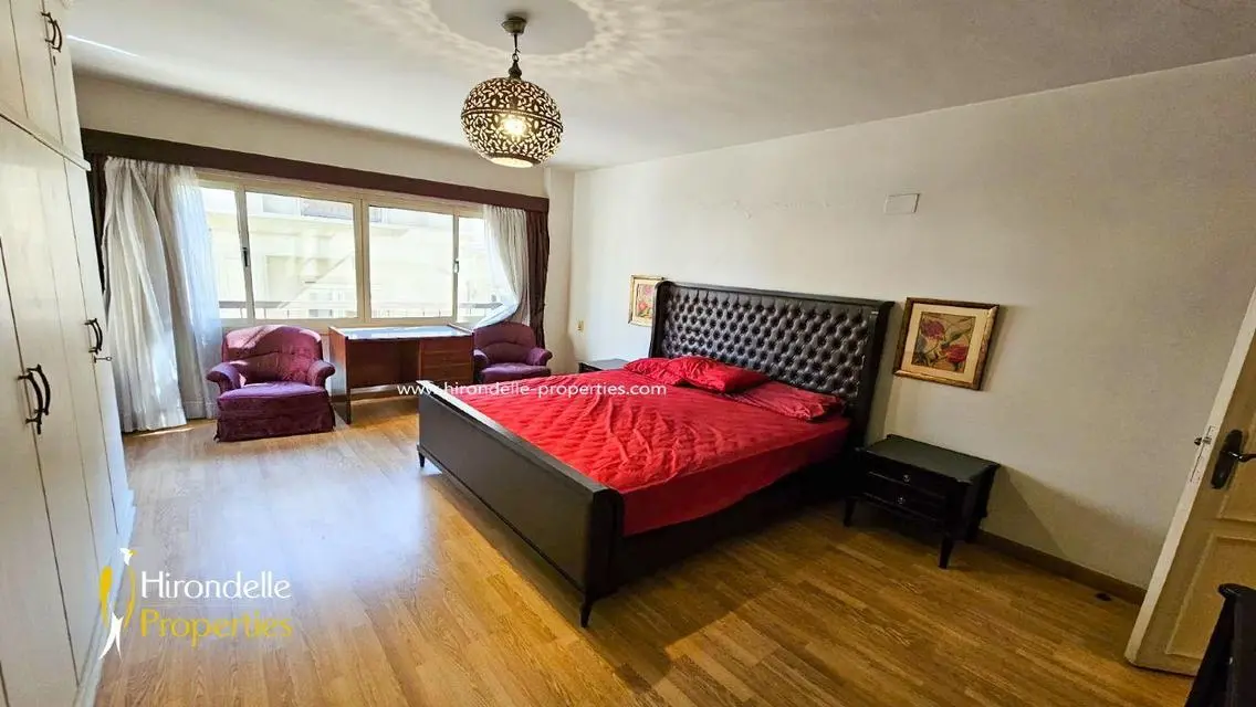Stunning 180 sqm Apartment in Prime Location