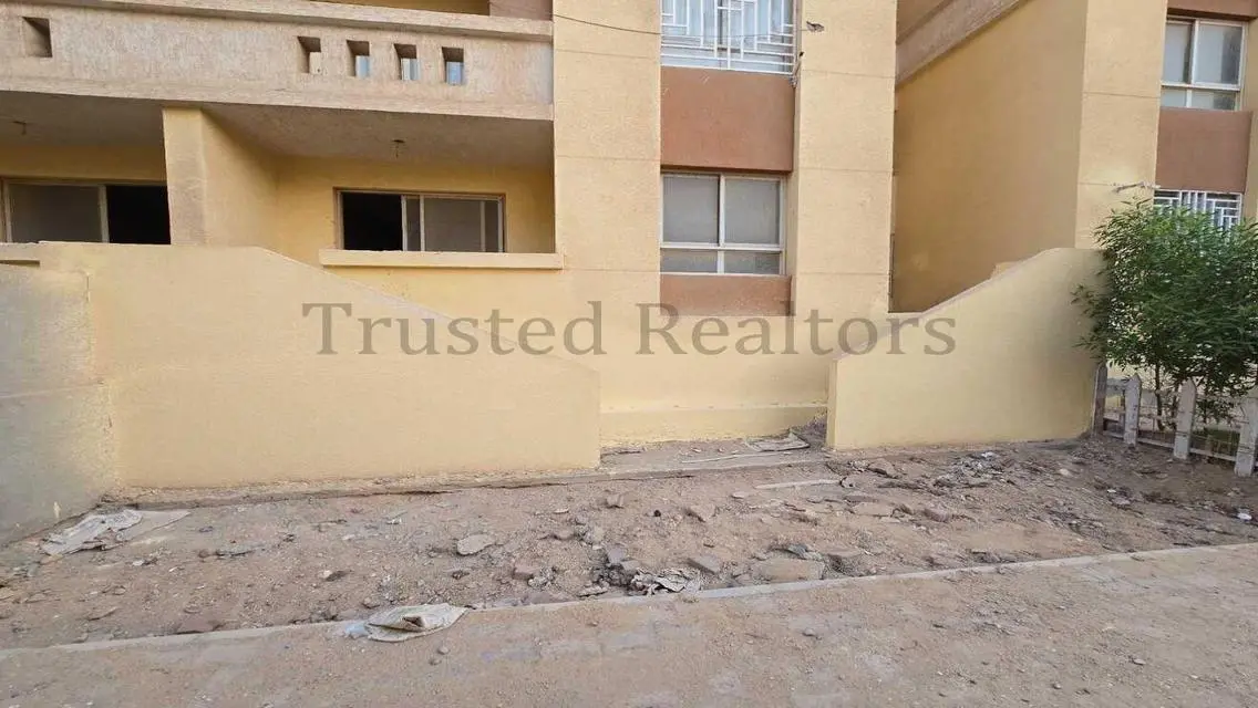 Luxury Apartment with Private Garden and Security