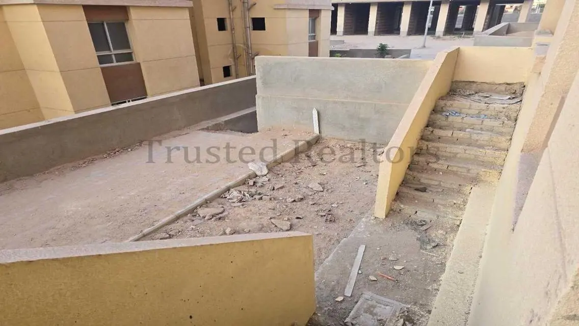 Luxury Apartment with Private Garden and Security