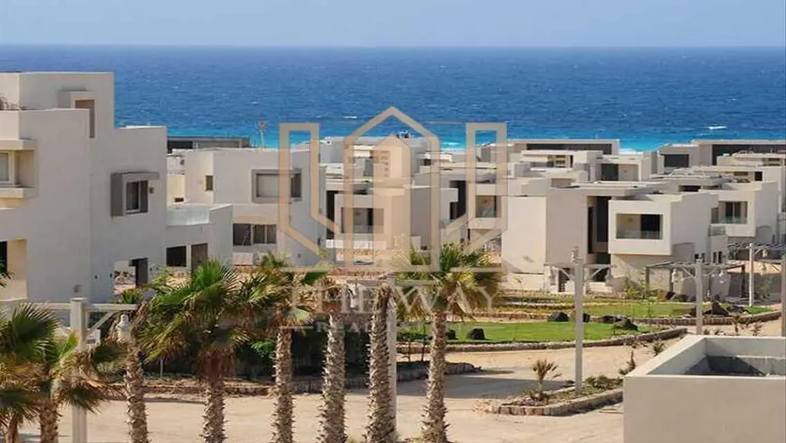 Luxury Apartment of 145 sqm with Private Garden