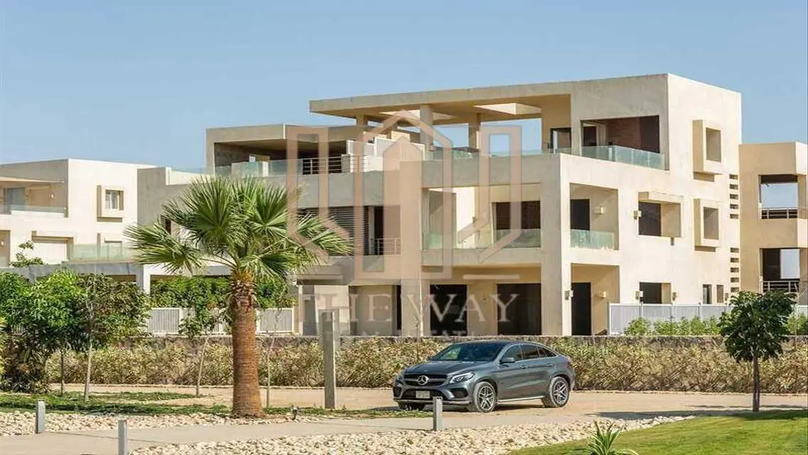 Luxury Apartment of 145 sqm with Private Garden