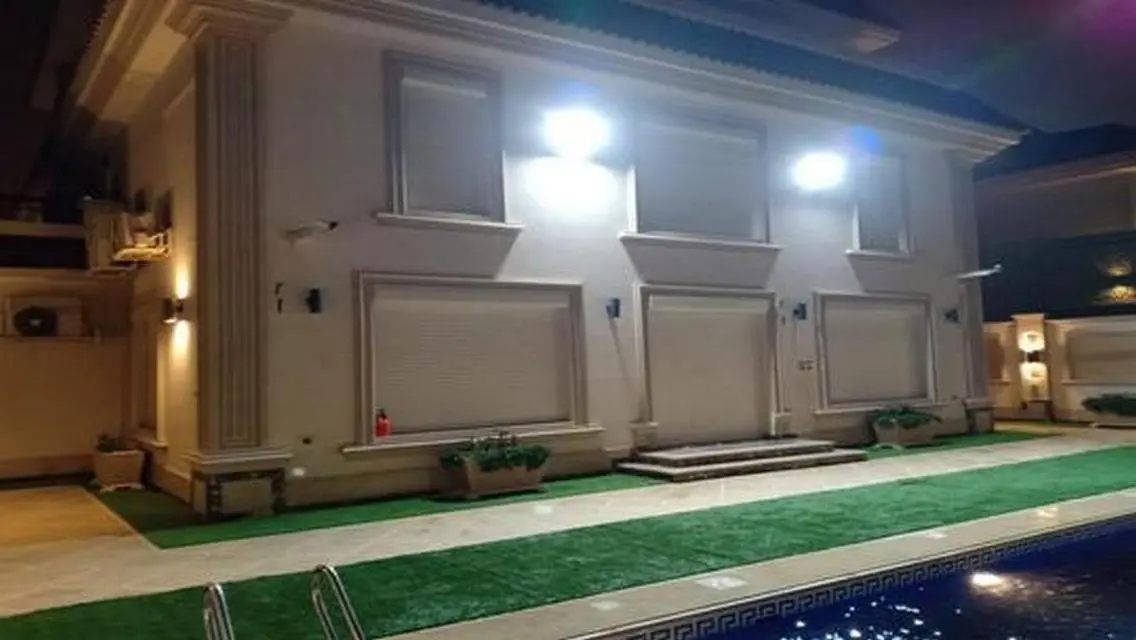 Luxury Villa with Private Garden and Pool