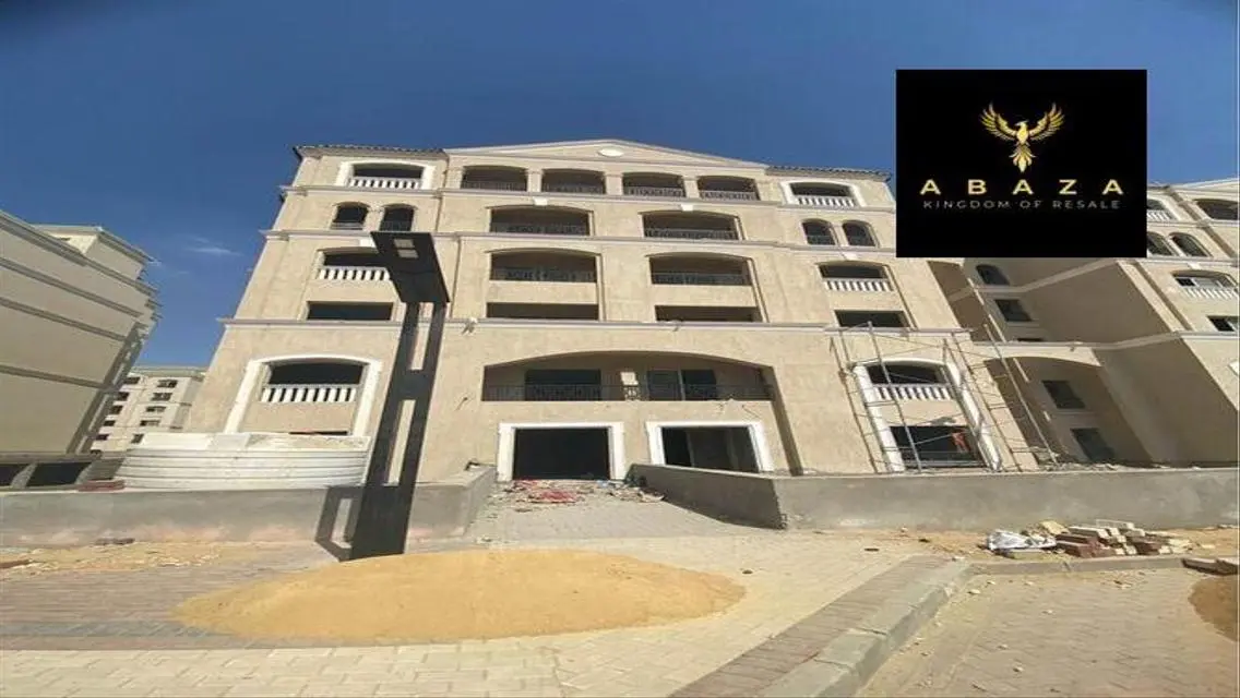 شقة فاخرة بثلاث غرف نوم للبيع
