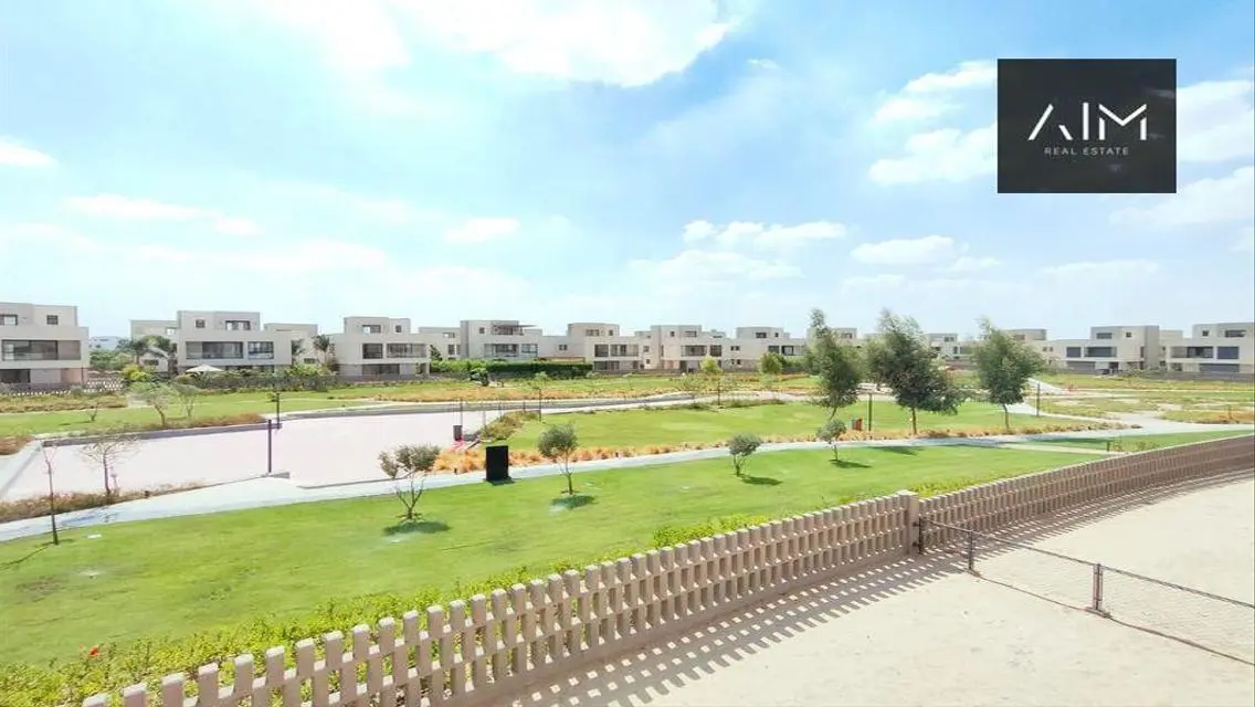 شقة فاخرة للبيع بمساحة واسعة