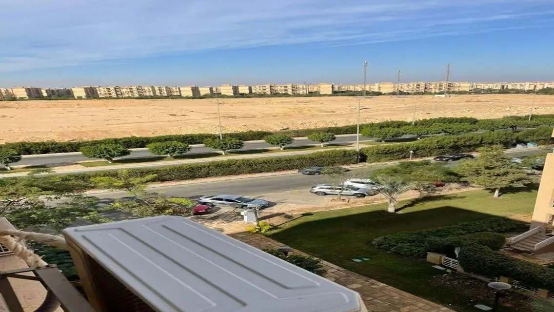 شقة فاخرة للبيع في ب11