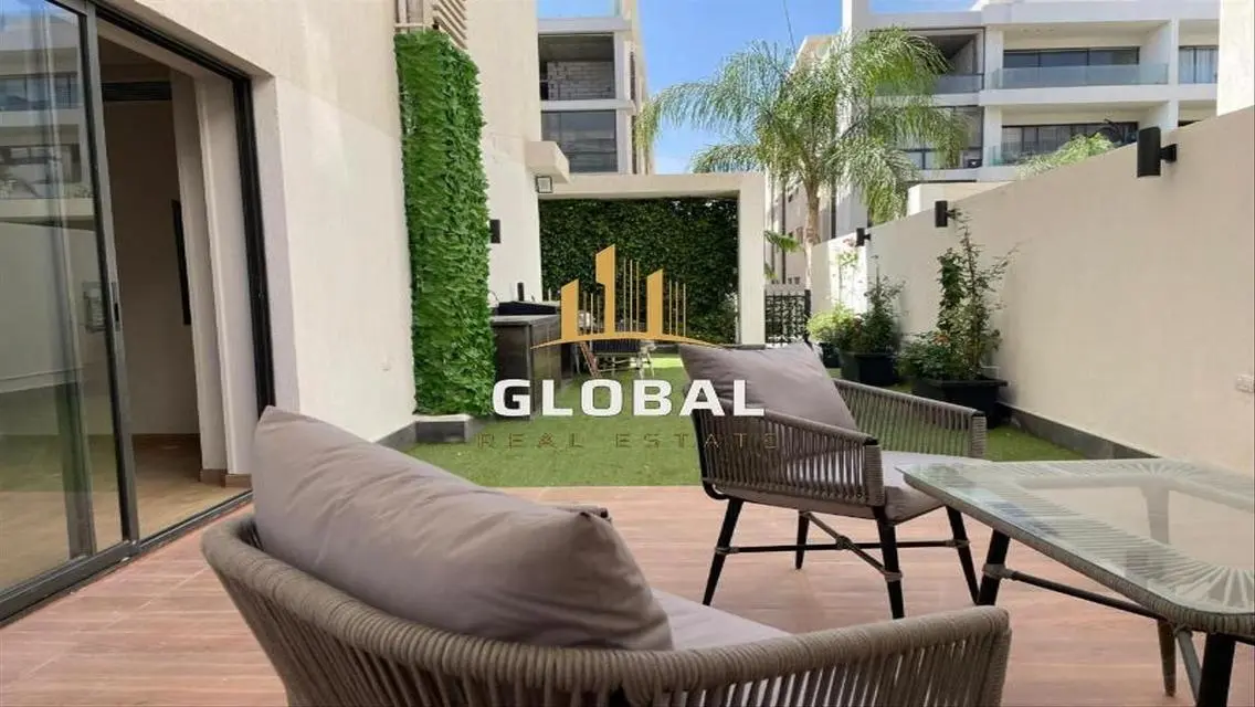 Luxurious Apartment for Sale at Code Lake 198