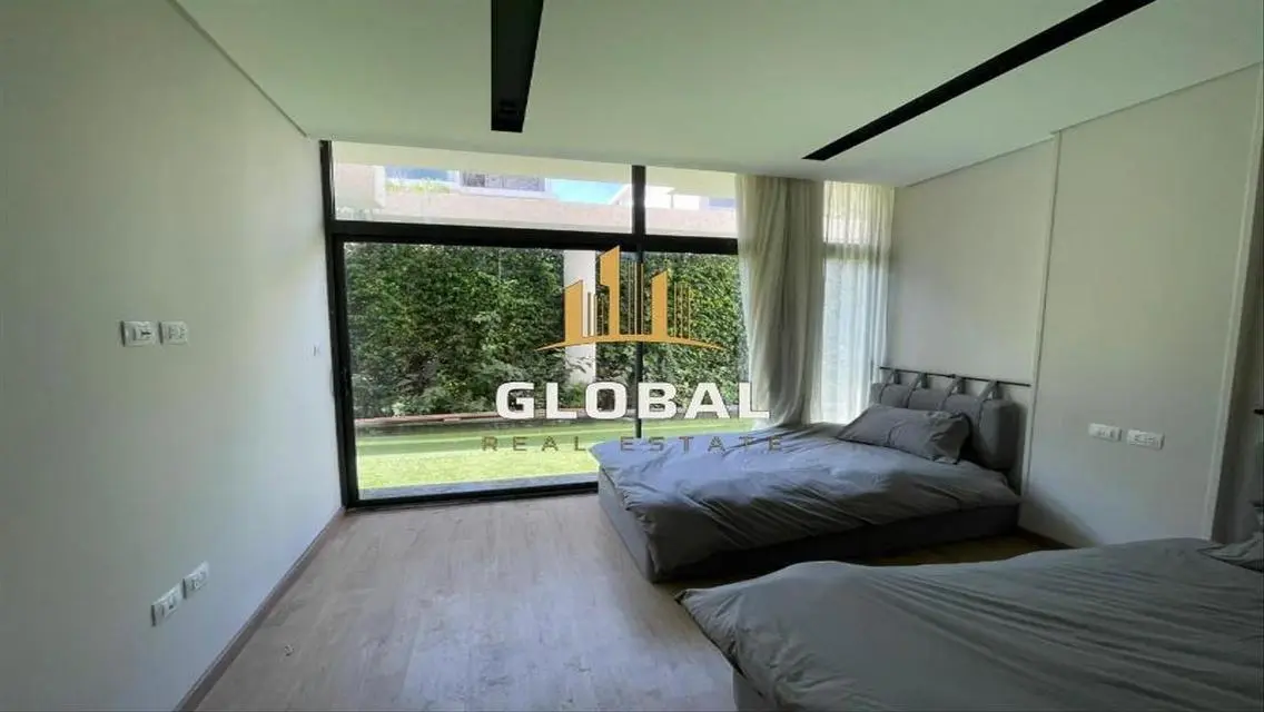Luxurious Apartment for Sale at Code Lake 198