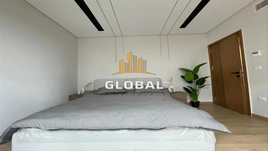 Luxurious Apartment for Sale at Code Lake 198