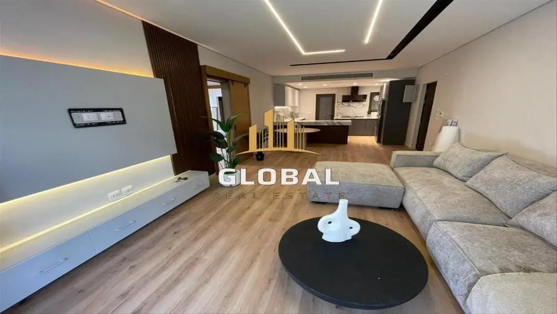Luxurious Apartment for Sale at Code Lake 198