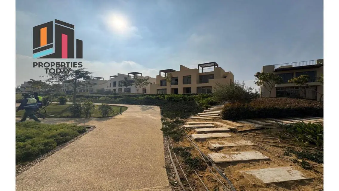 Luxurious Villa with Spacious Area at an Attractive Price