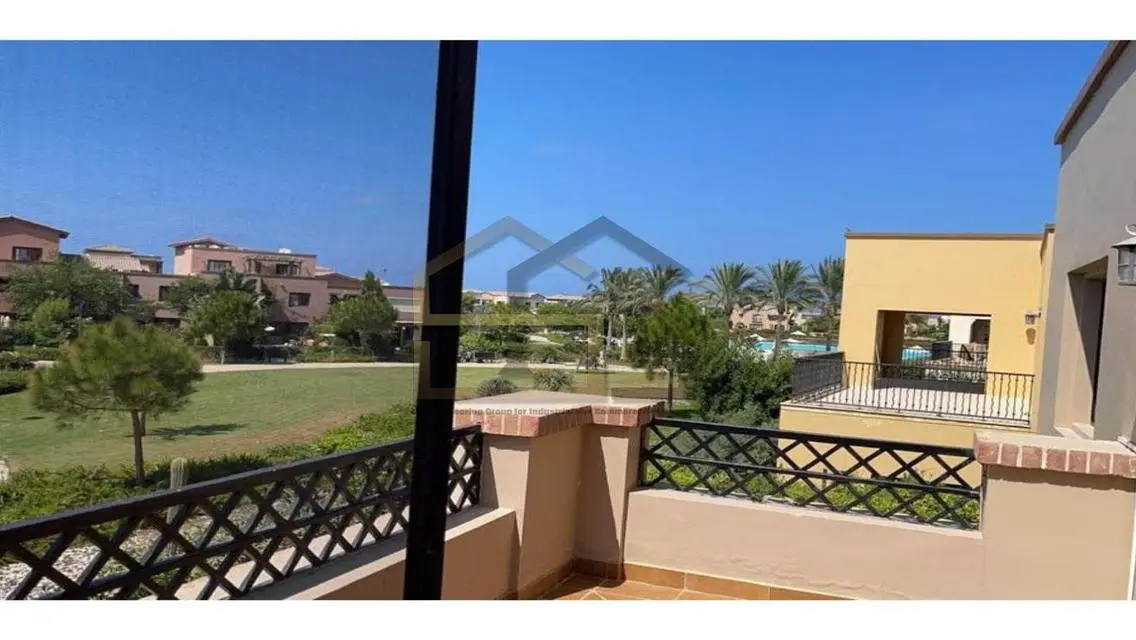 Luxury Villa with Private Pool and Garden in The Address