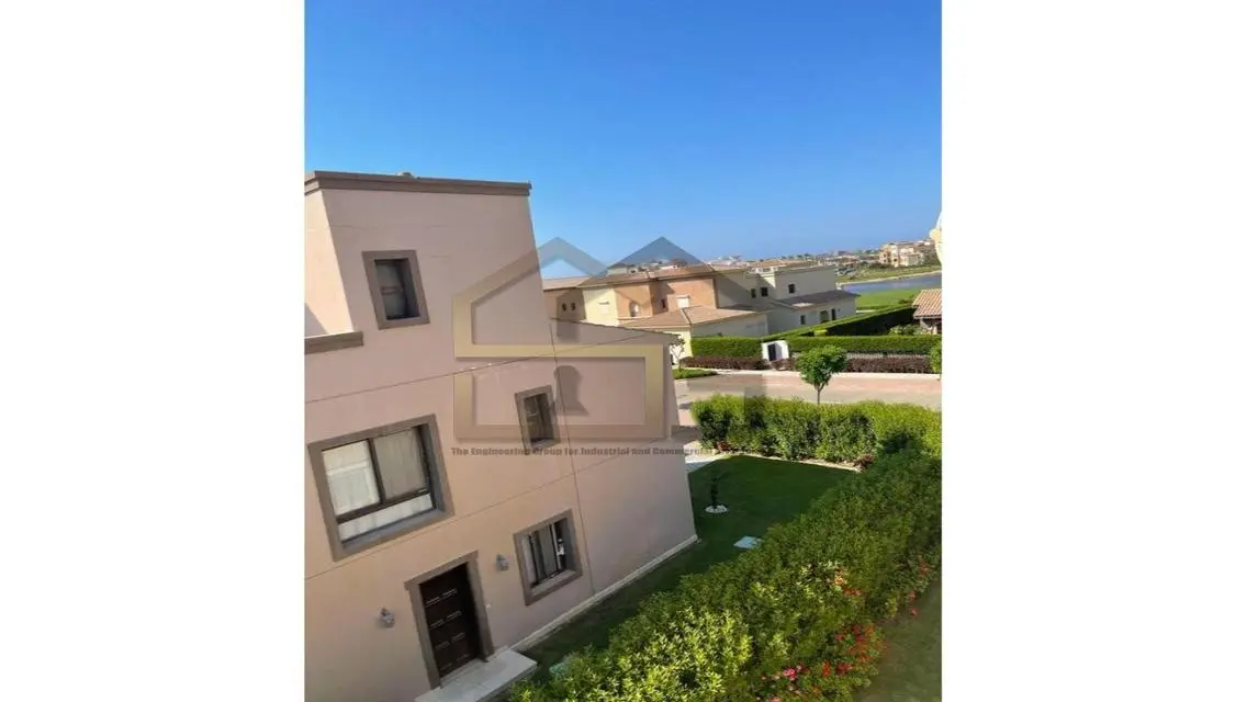 Luxury Villa with Private Pool and Garden in The Address