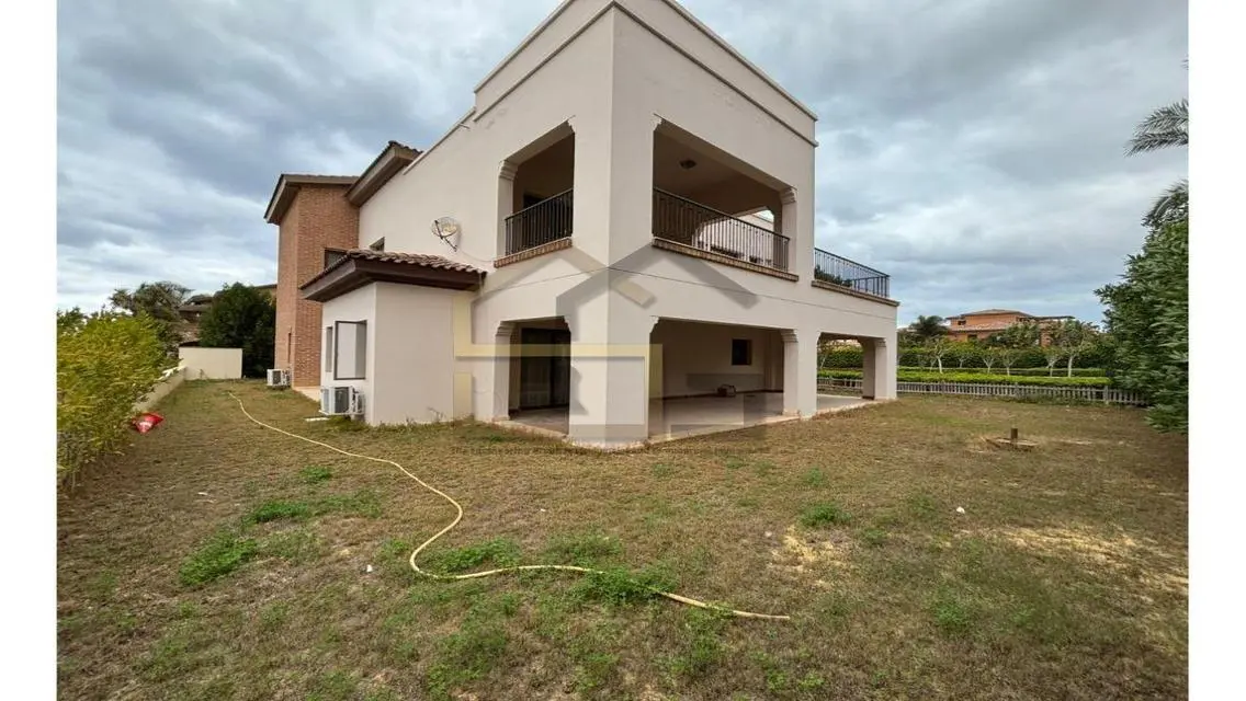 Luxury Villa with Private Pool and Garden in The Address