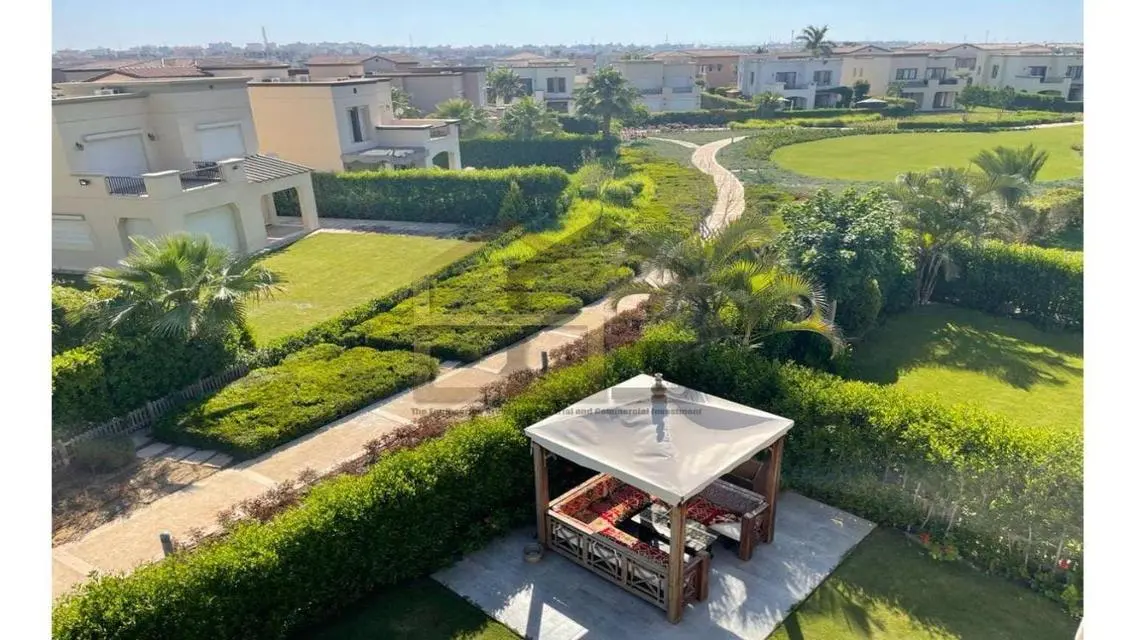 Luxury Villa with Private Pool and Garden in The Address