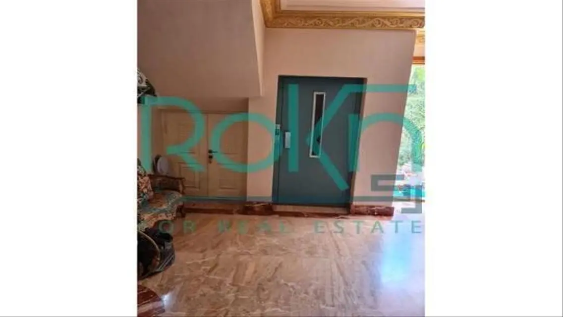فيلا فاخرة 370 متر مع مناظر رائعة للبيع